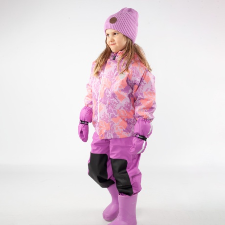 Jonathan tepitud voodriga vihmajope, Roosa